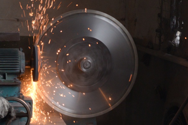 注意！石材專用鋸片沒有進(jìn)行這些規(guī)范操作將增加成本！